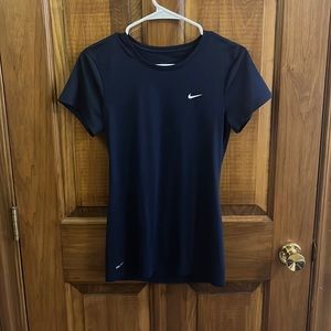 Nike Dri Fit Fitted T-Shirt Size Small